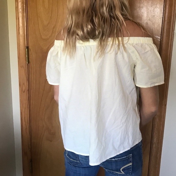 Abercrombie and Fitch off the shoulder top size S - Picture 3 of 7